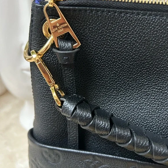 SOLD! 🎉Authentic Louis Vuitton Maida Hobo black leather monogram empriente EUC! - Picture 10 of 16